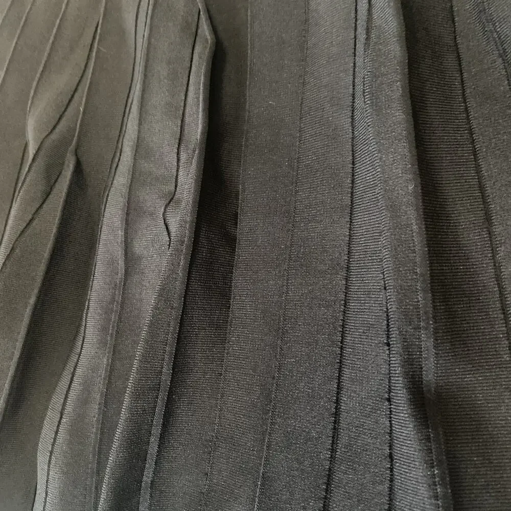C22 Ascollection Women's Size M Solid Pleated Midi Skirt Black NWT